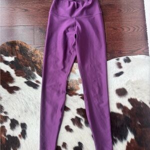 ALO Yoga Women's Leggings in Rich Purple